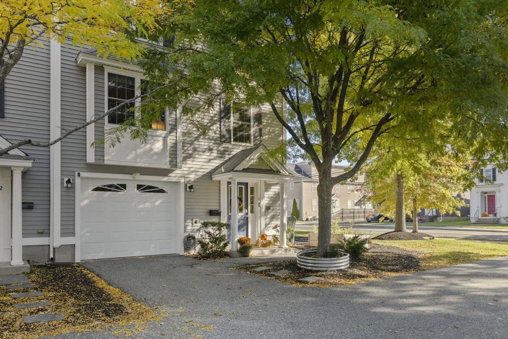 73 Liberty St #1, Danvers