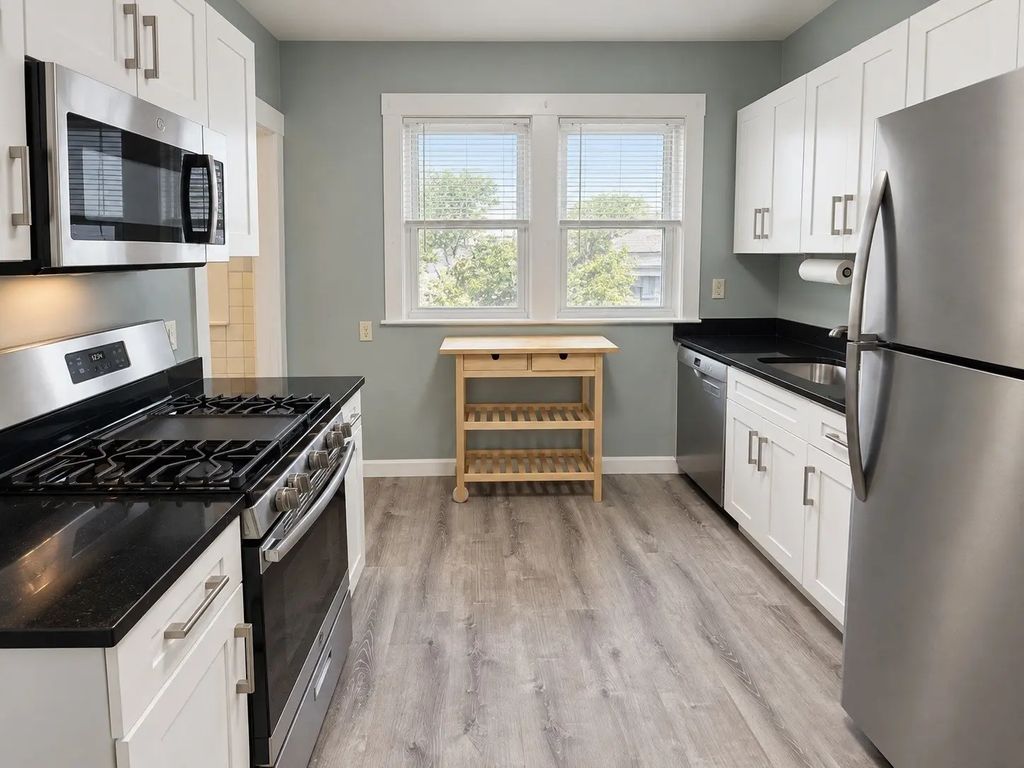 37 Parkdale #37, Somerville