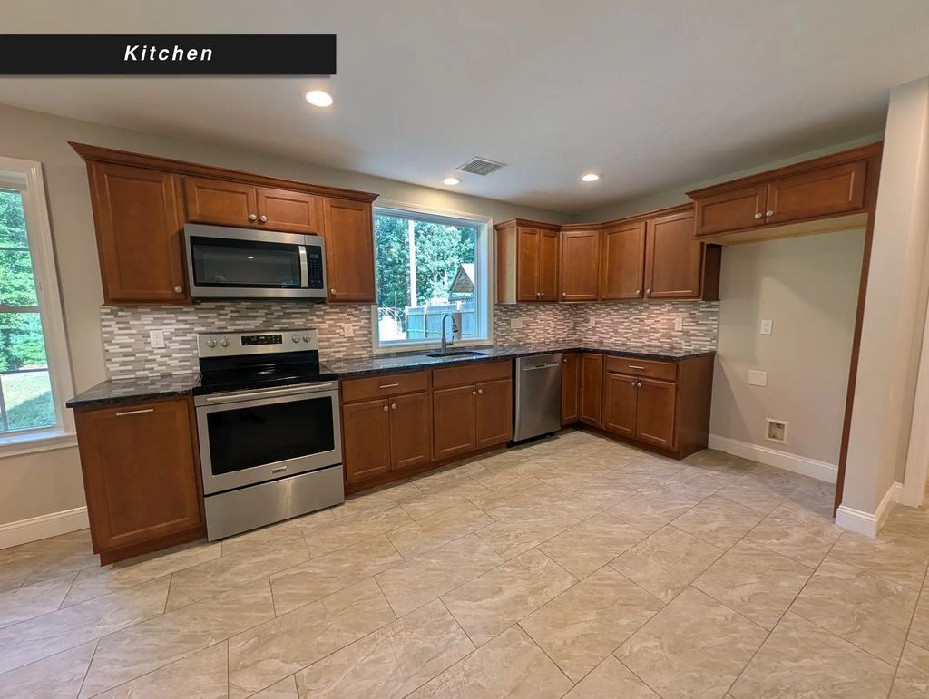 17 Deane St #a, Wareham