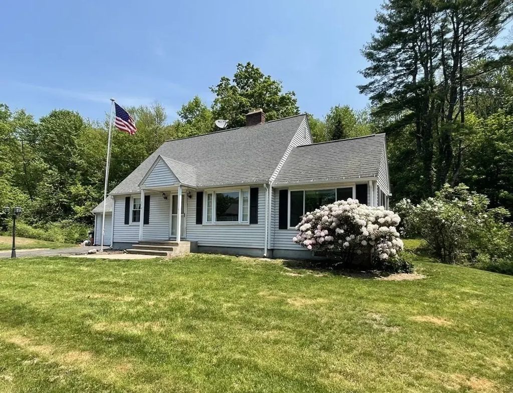 374 Wilbraham Road, Hampden