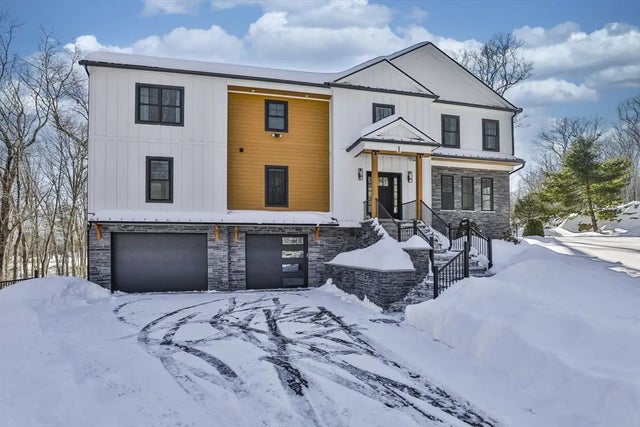 1 Whisper Way, Hopkinton