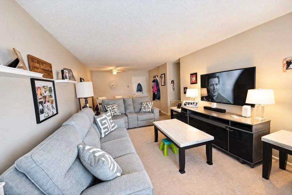 1524 Gorham St #106, Lowell