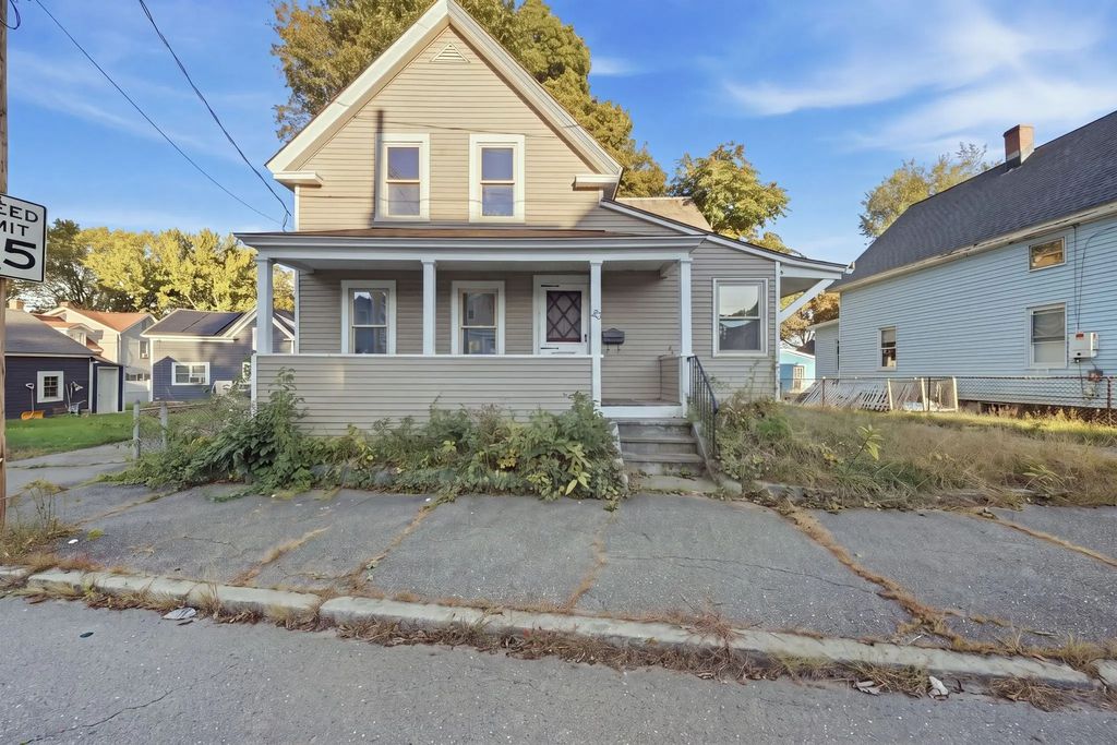 45 Townsend St, Fitchburg