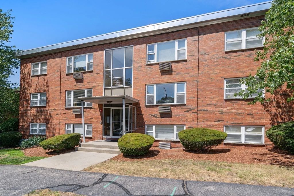 1105 Lexington Street #4-1, Waltham