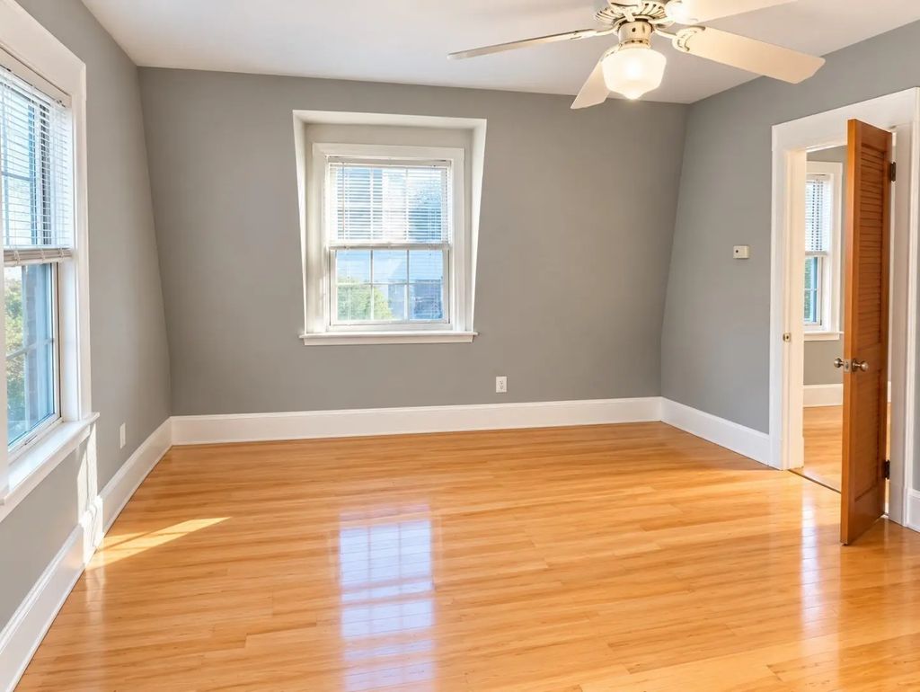 670 East 6th St., #3, Boston