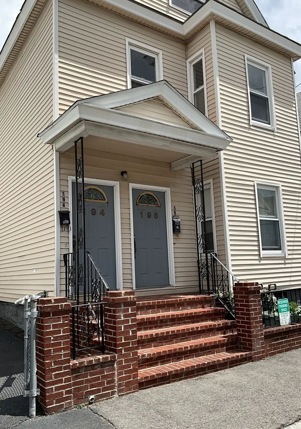 194 Concord St #2, Lowell