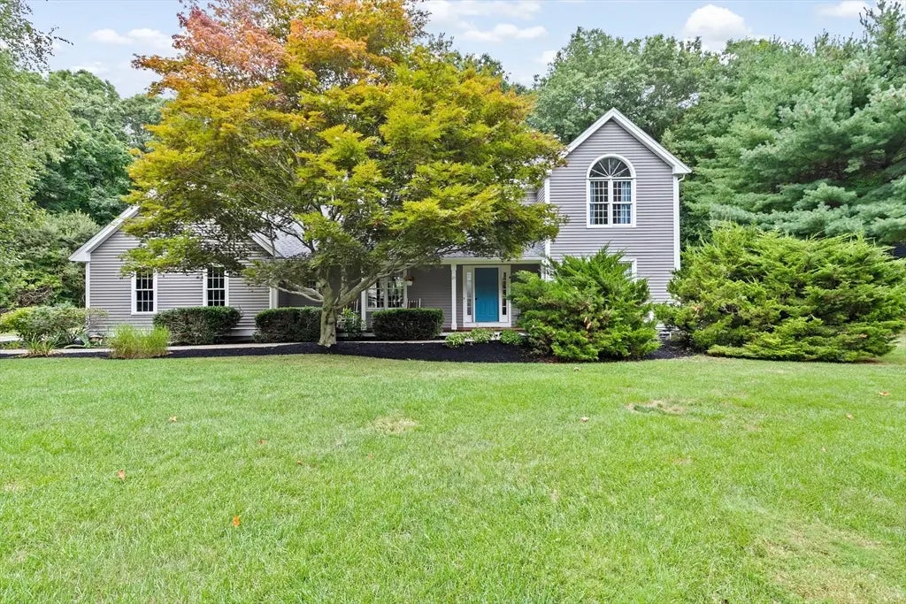 21 Chowdermarch St, Marshfield