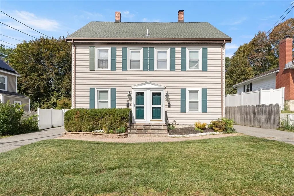 12 Spring Court #12, Woburn