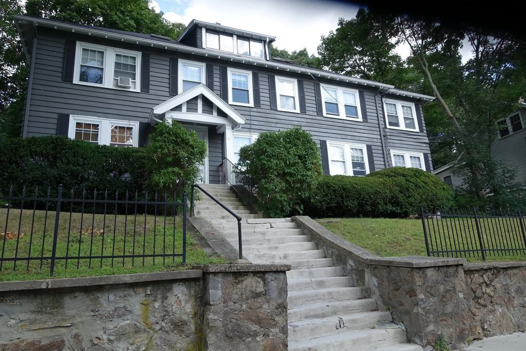 51 Leamington Road #1, Boston
