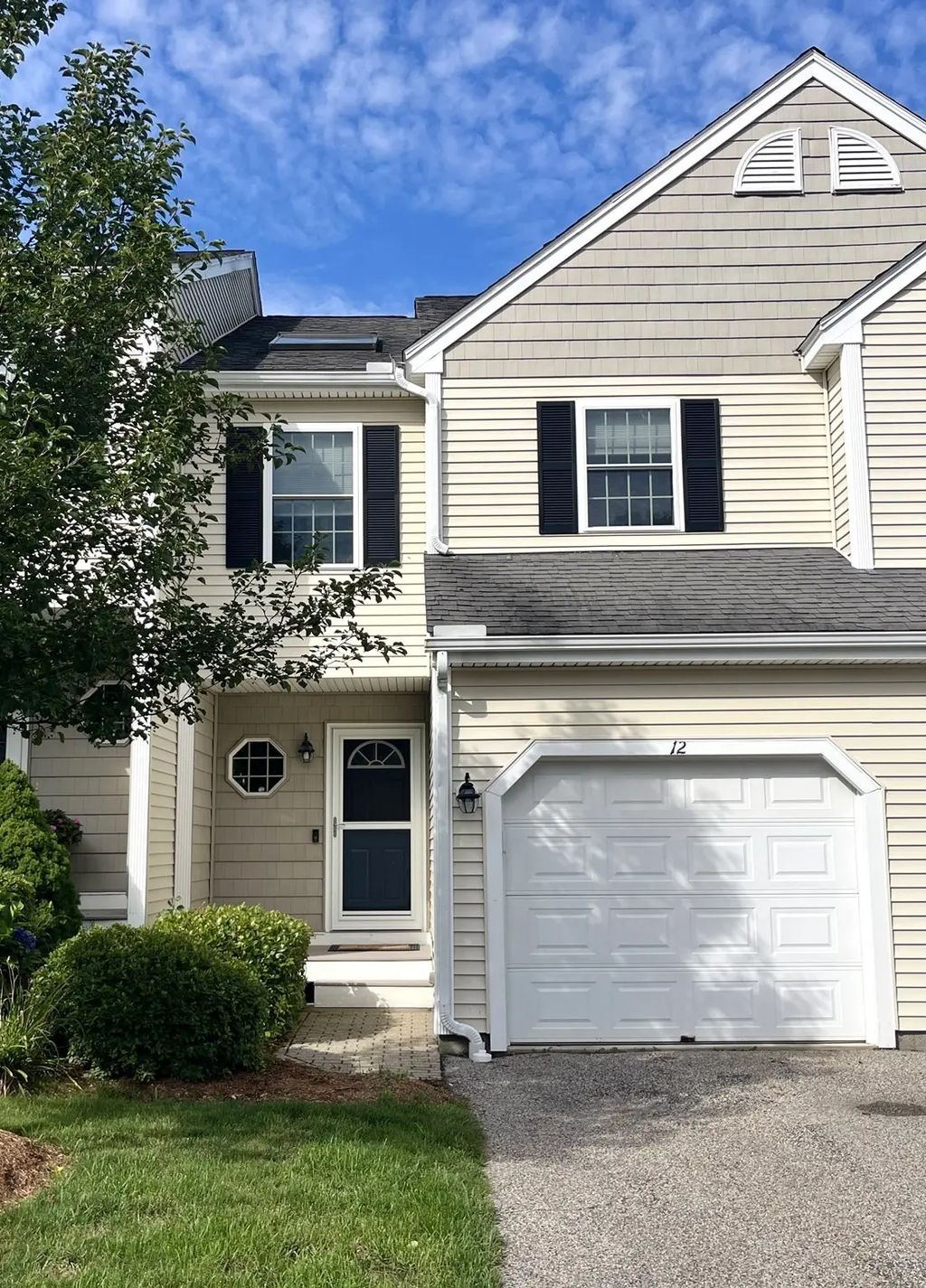 12 Azalea Ln #12, Grafton