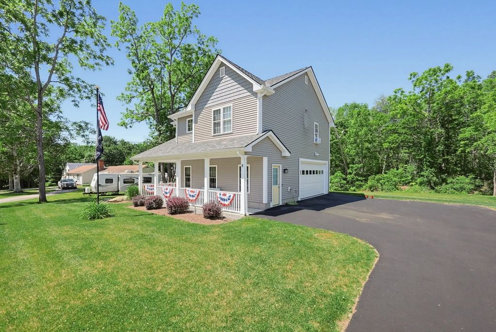 8 Union St, North Brookfield