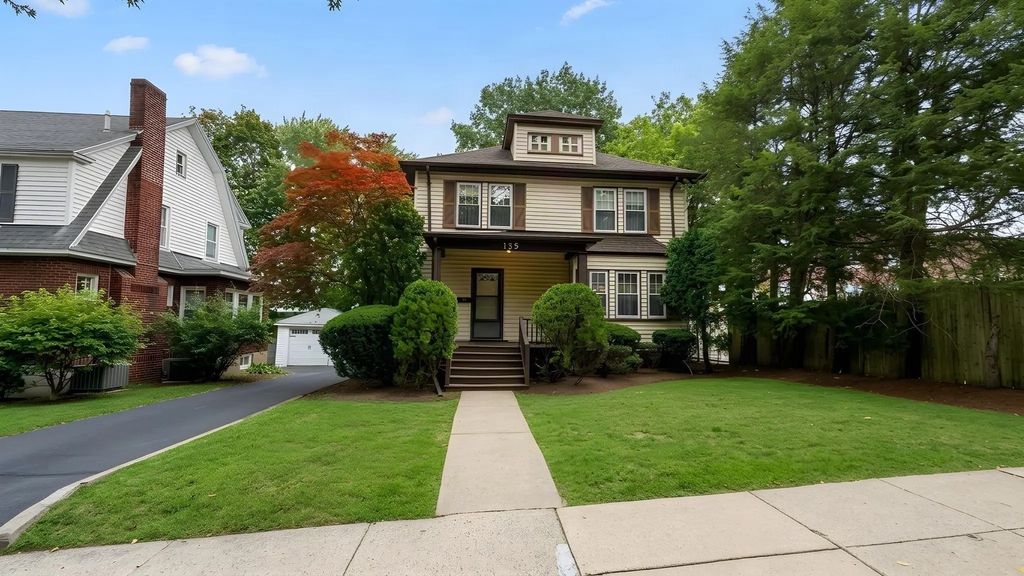 135 Greaton Rd., Boston