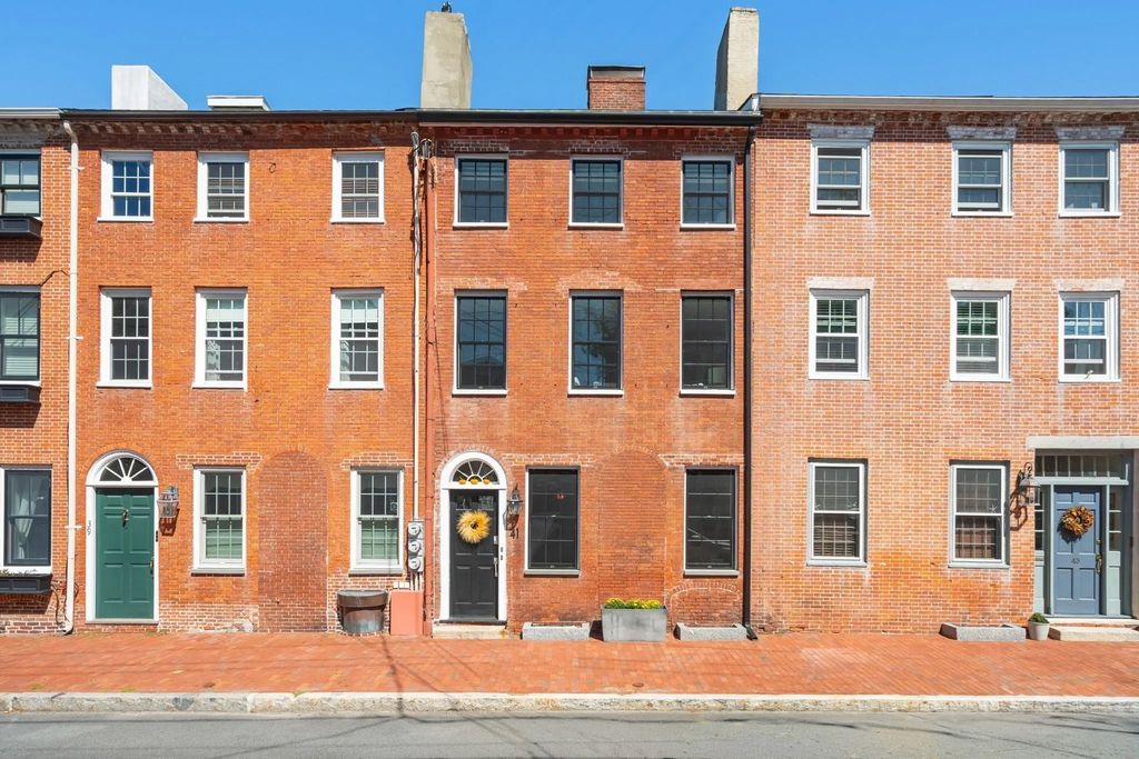 41 Middle St, Newburyport