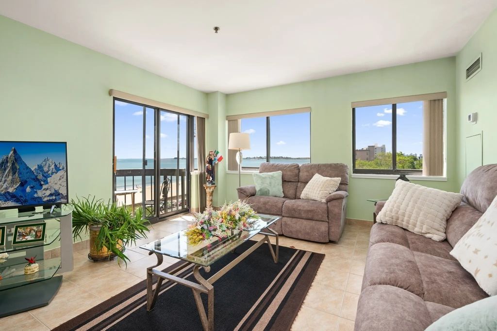 474 Revere Beach Blvd #404, Revere