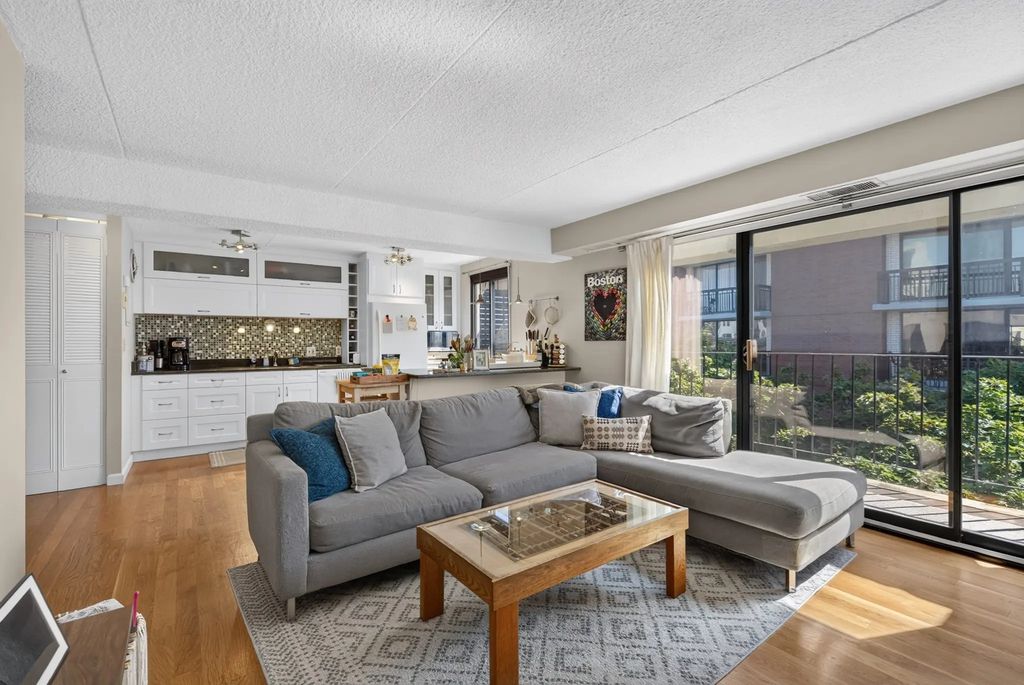 55 Sewall Ave #phb, Brookline