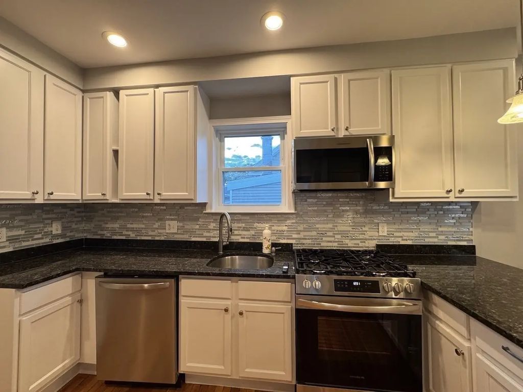 7 Pinckney Pl. #2, Somerville