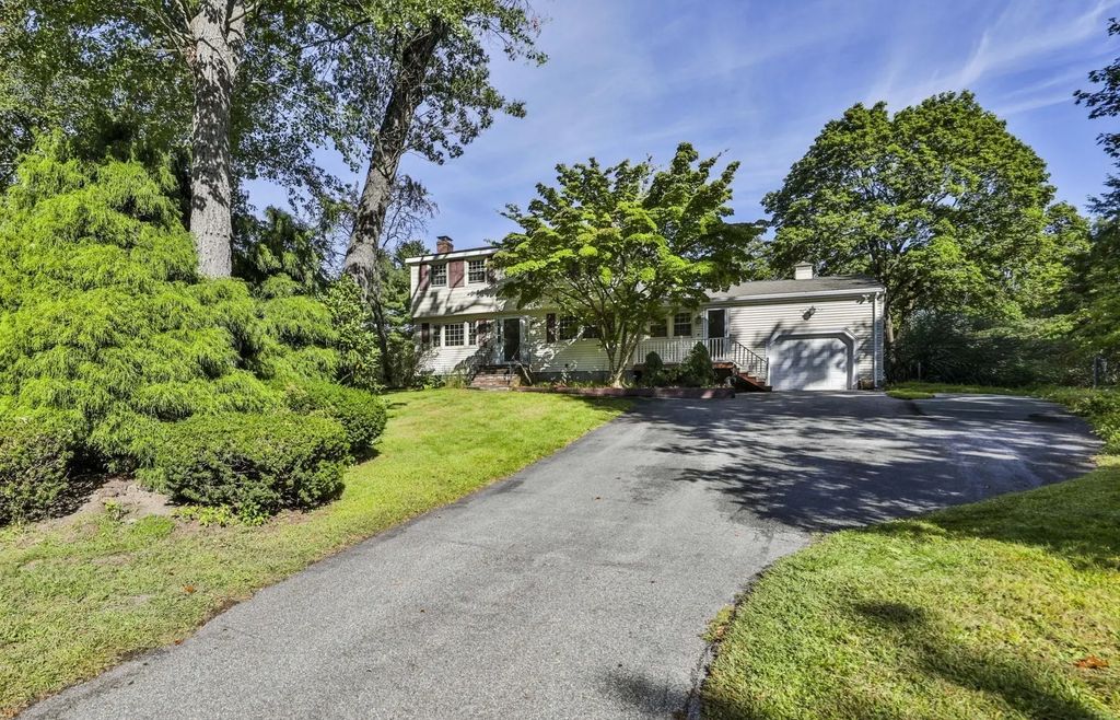 45 Arakelian Drive, Billerica