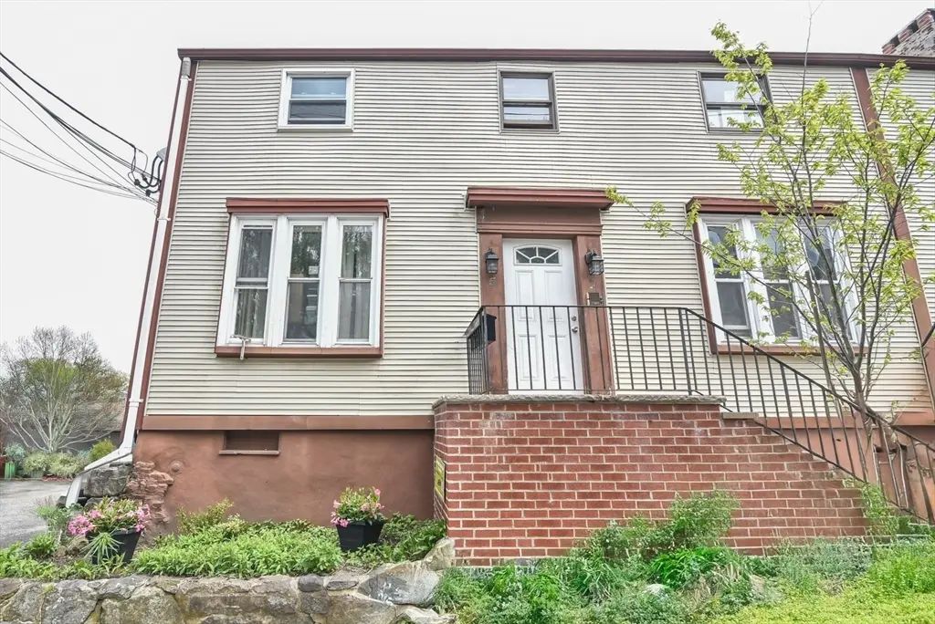 5 Boardman #5, Newburyport
