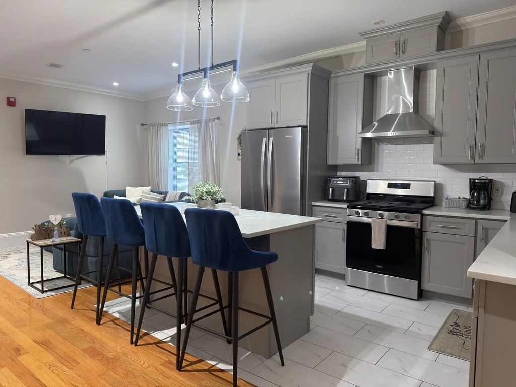 399 Broadway #3, Chelsea