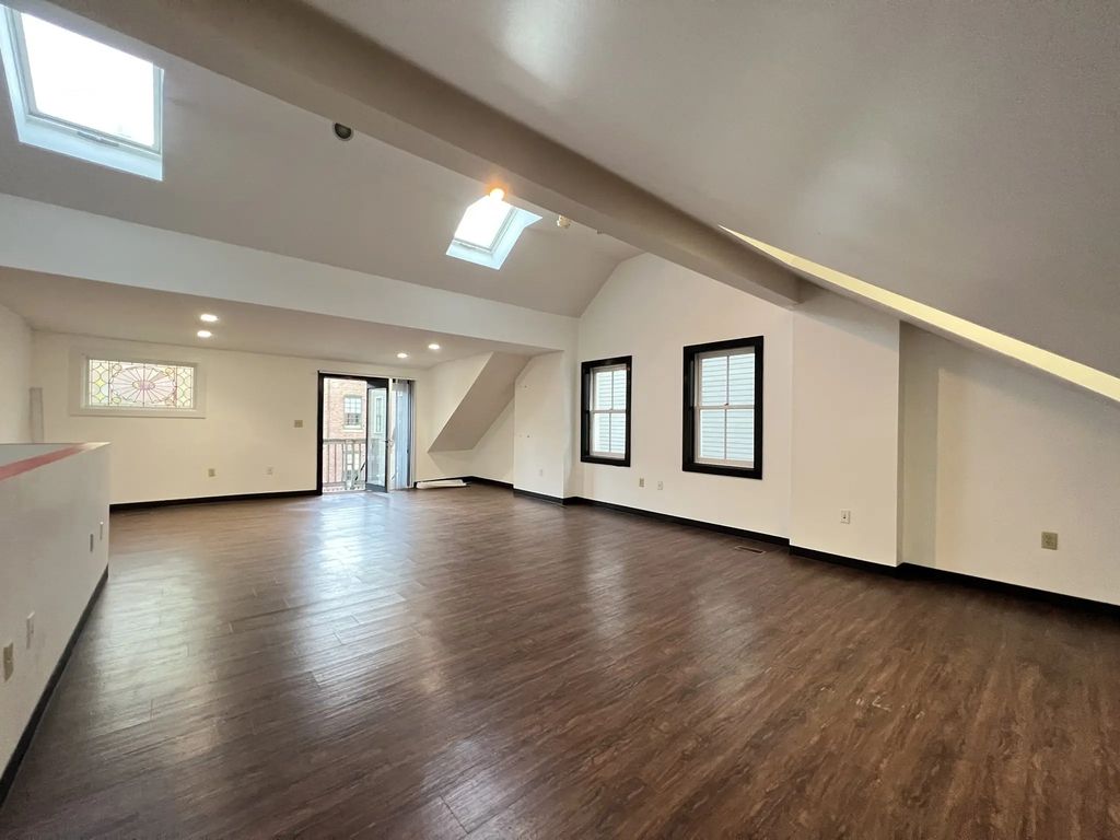 46 2nd Street, Cambridge