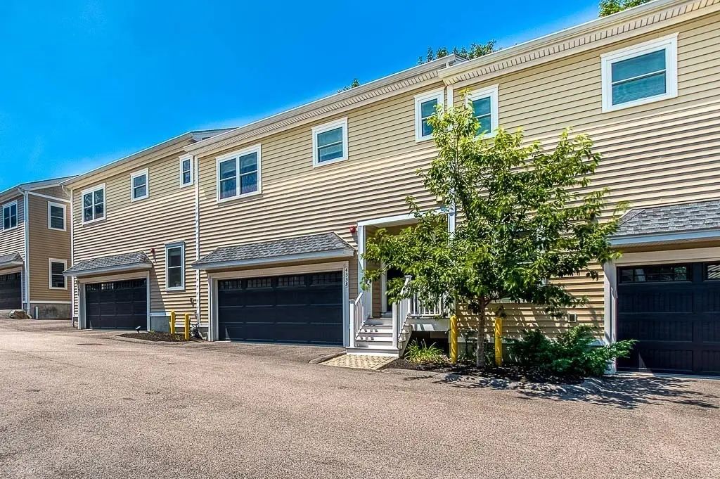433 Neponset St #b, Norwood