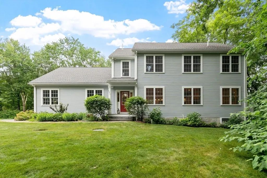 171 Depot Rd, Boxborough