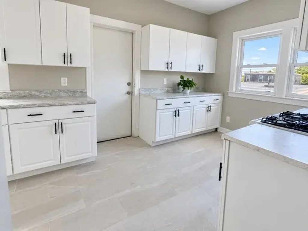 11 Pearl Ave #3, Winthrop
