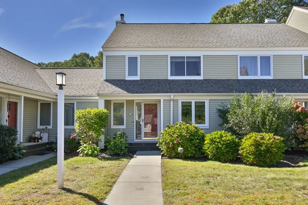 23 Stone Ridge Rd #23, Franklin
