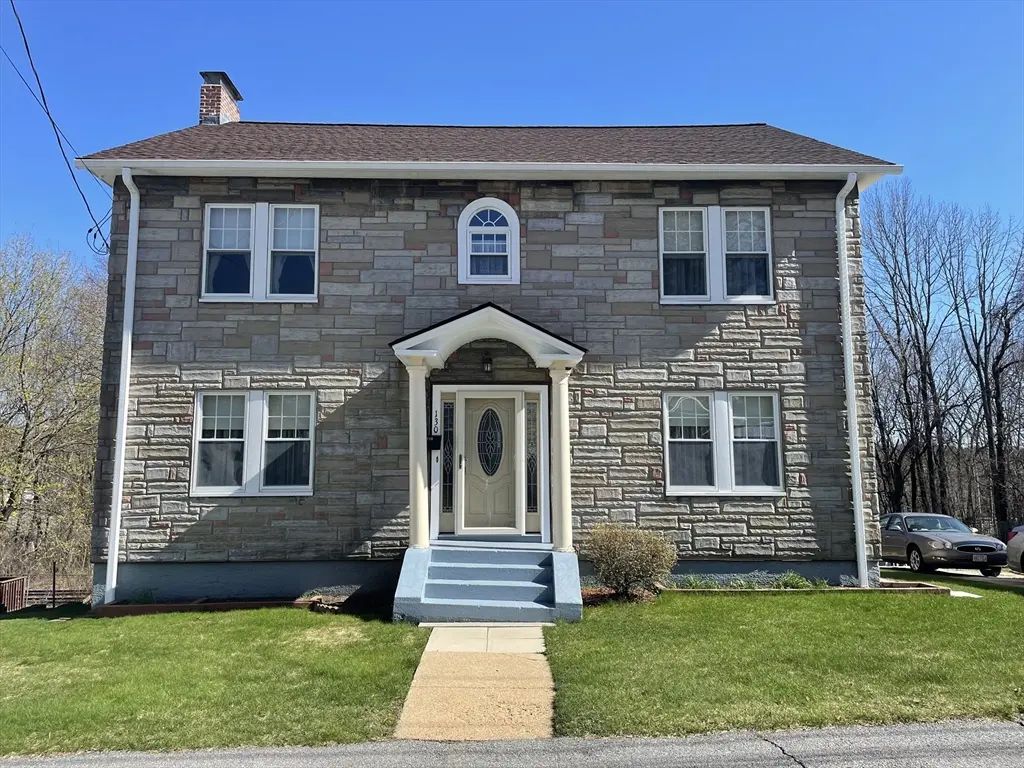 130 Emerald St, Gardner