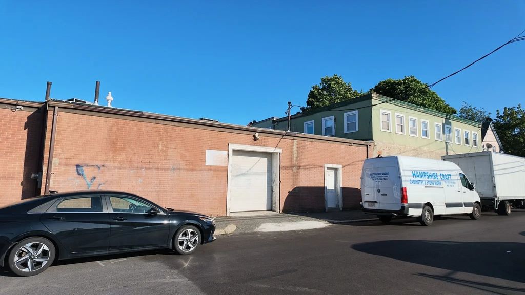 42-52 Federal Ave, Quincy