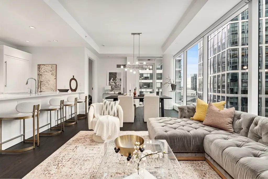 22 Liberty Drive #8h, Boston