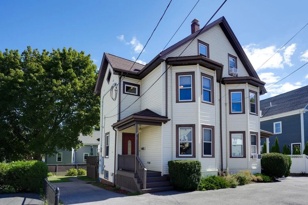 9 Ash St #1, Belmont