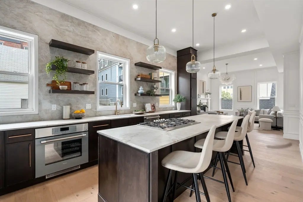 9 Russell #ph, Boston