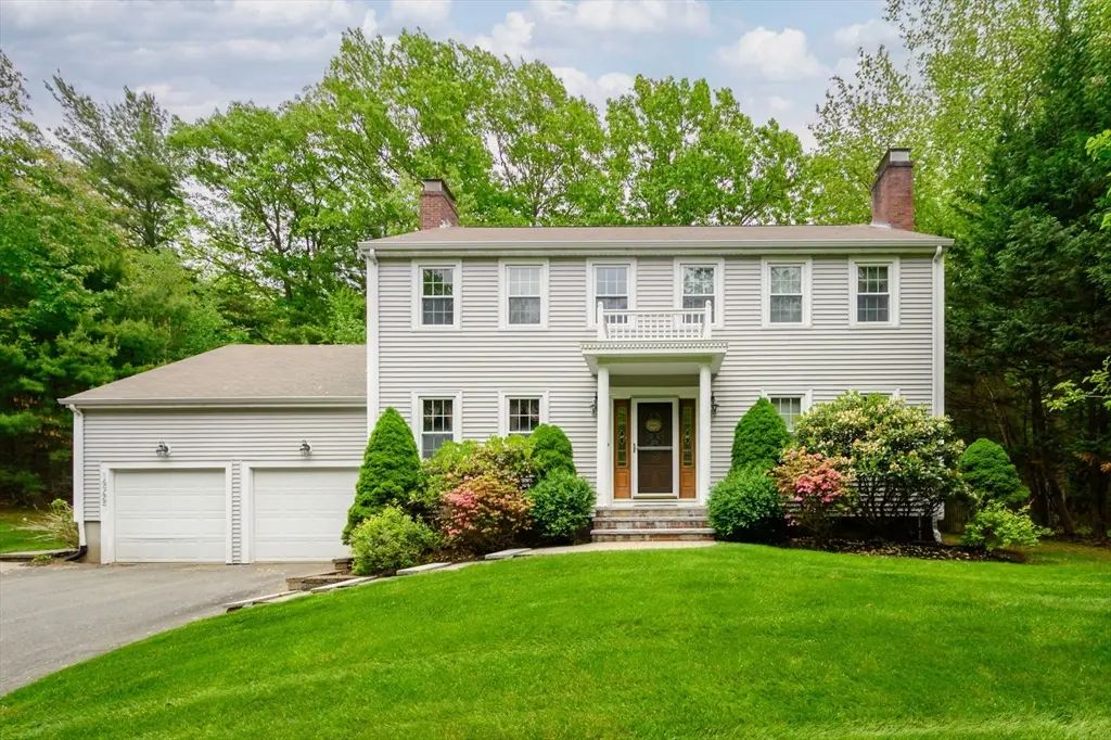 1262 Randolph Ave, Milton