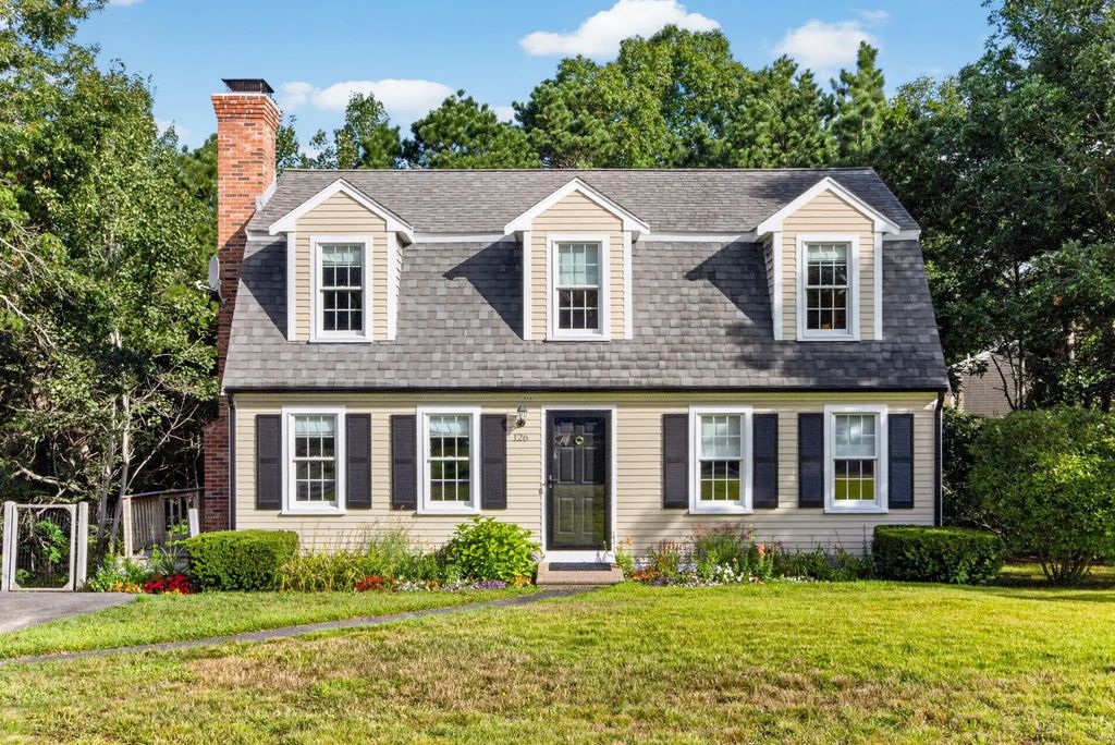 126 Old Colony Drive, Mashpee