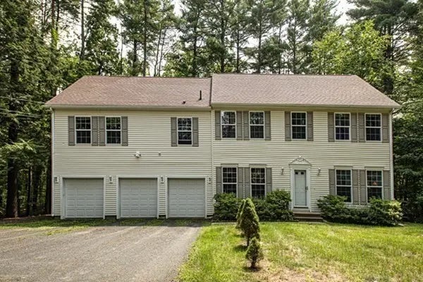 832 Westhampton Road, Northampton