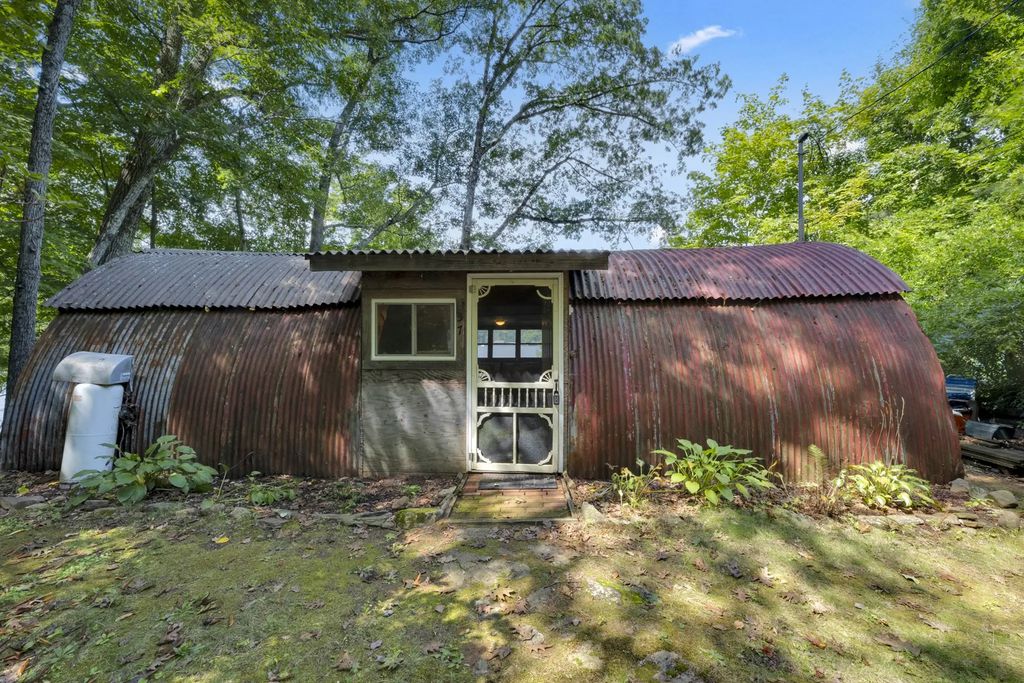 37 Vinton Rd, Holland