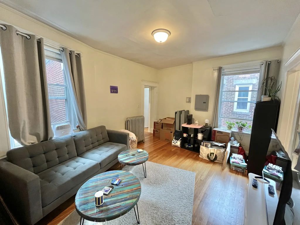 1725 Commonwealth Avenue #4, Boston