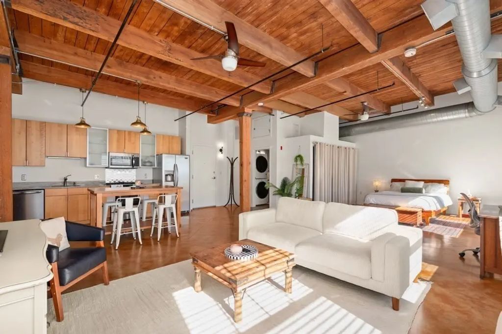 60 Dudley St. #322, Chelsea