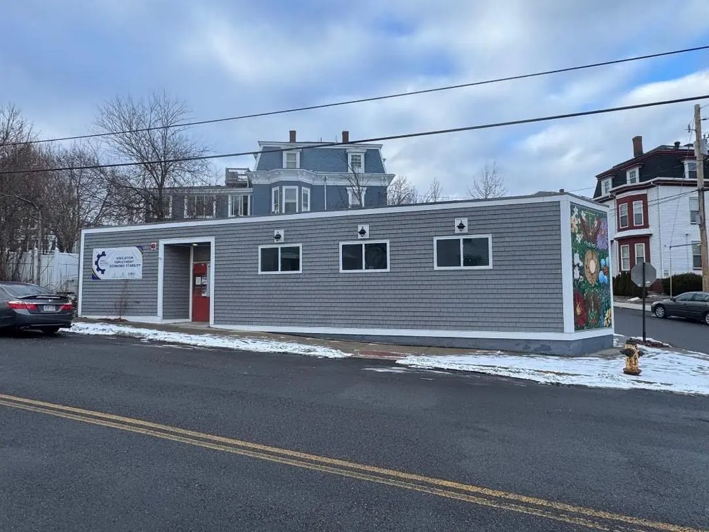 301 Washington Street, Haverhill