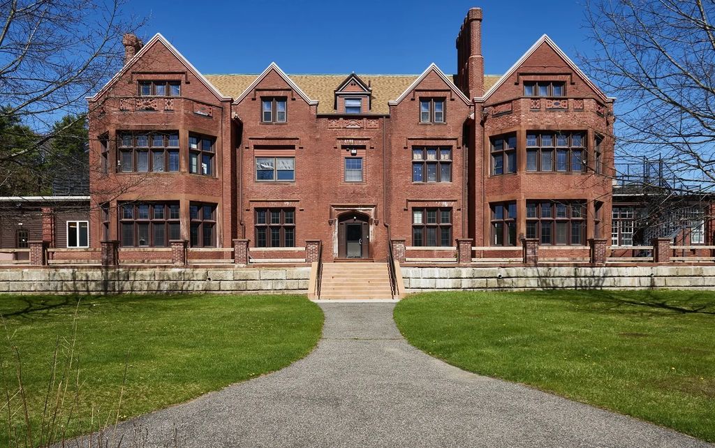 349 Old Stockbridge Rd, Lenox