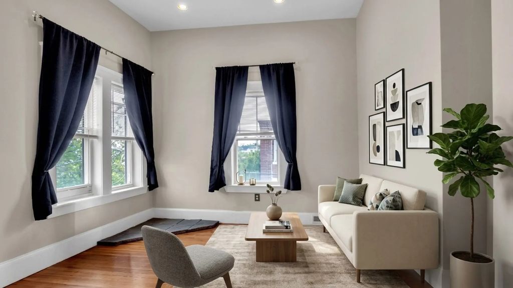 44 Pingree St #5, Salem