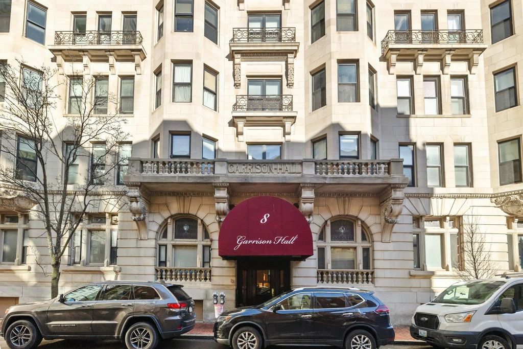 8 Garrison St #104, Boston