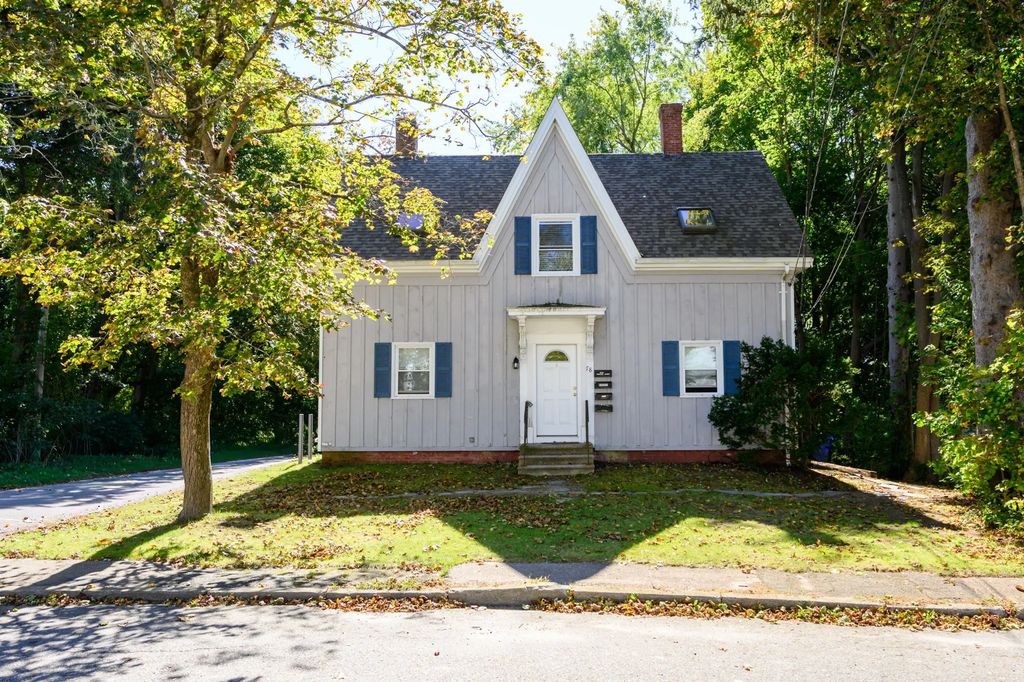 78 Prospect St, Rockland