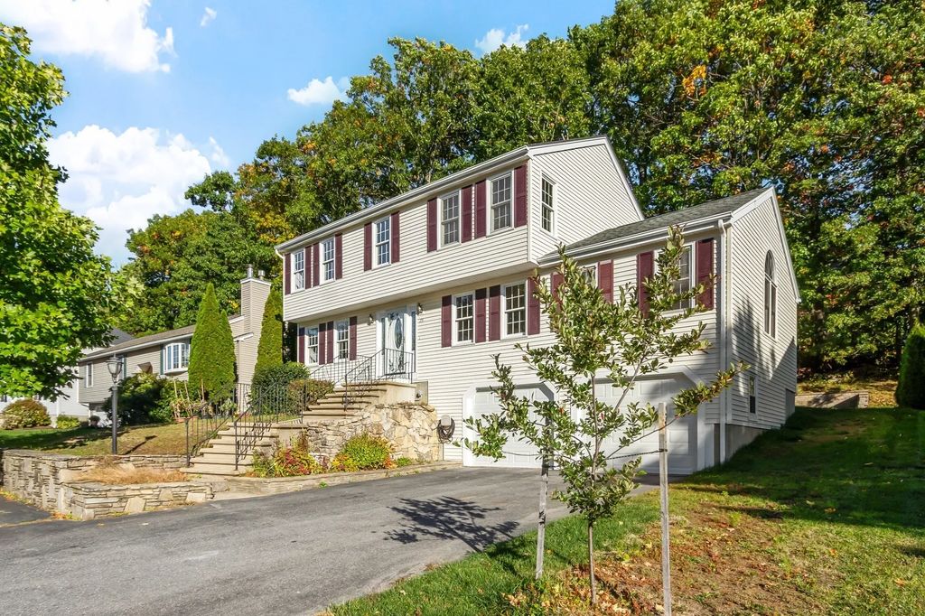 25 Corinth Drive, Worcester