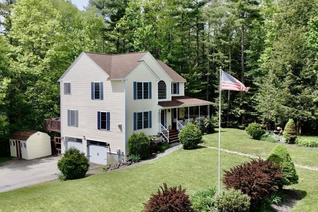 6 Loon Road, Winchendon