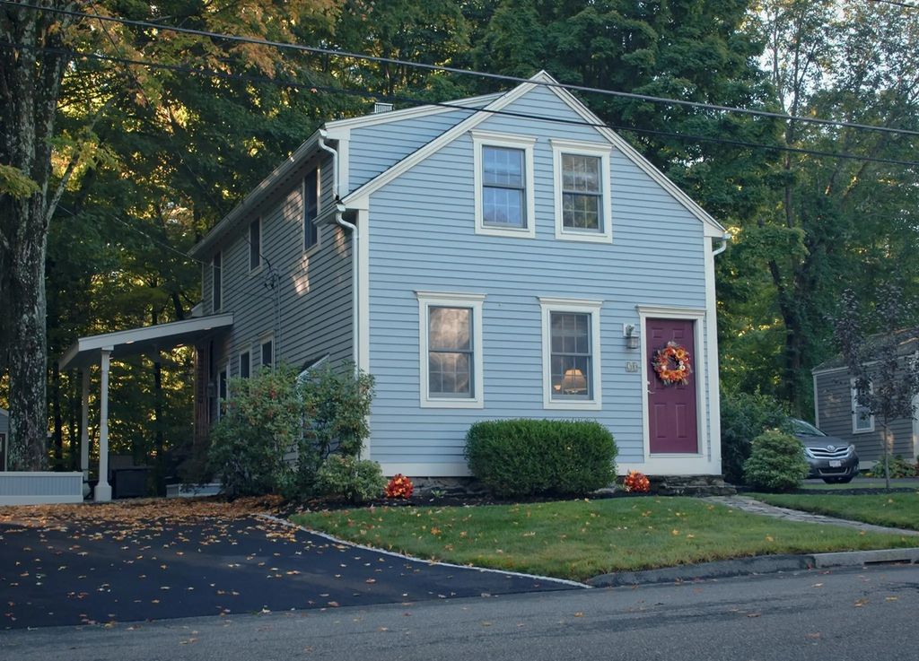 20 Charlton St, Sturbridge
