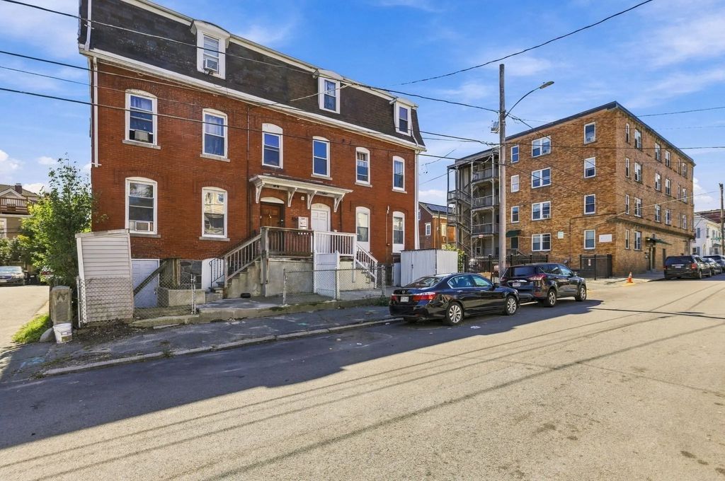 42 Summer Street, Lawrence