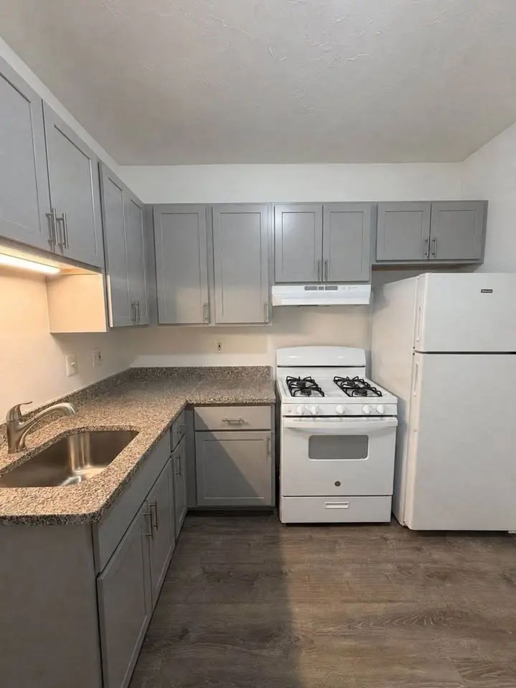 128 Shawmut #2, Chelsea