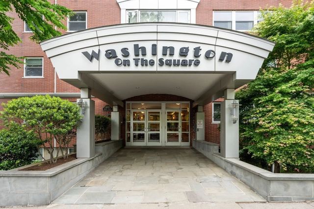 1600 Beacon St #904, Brookline